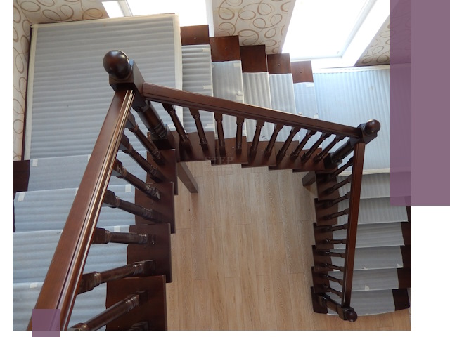 П-образные лестницы под ключ в Тутаеве — изготовление и монтаж