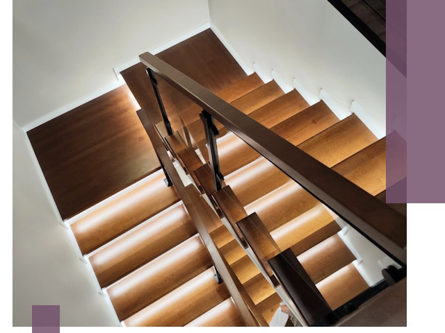 Изготовление П-образных лестниц под ключ в Тутаеве