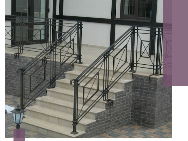 Перила для крыльца в Тутаеве — монтаж, изготовление и установка