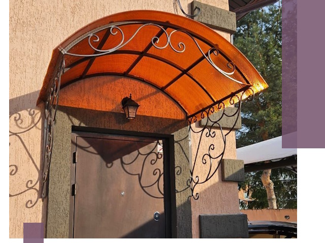 Демонтаж козырьков в Тутаеве быстро и безопасно