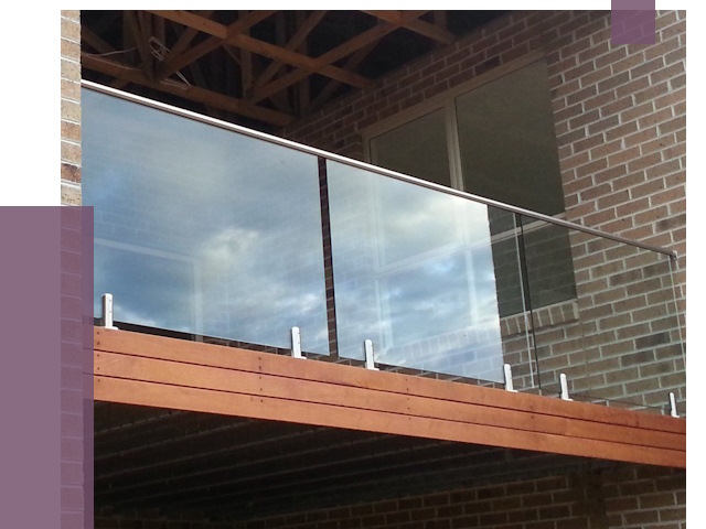 Стеклянные парапеты на крыше и террасе в Тутаеве от 11795 руб. | ПРОЛЁТ-Ттв