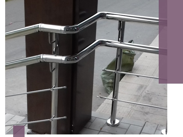 Монтаж поручней из нержавеющей стали в Тутаеве качественно и быстро